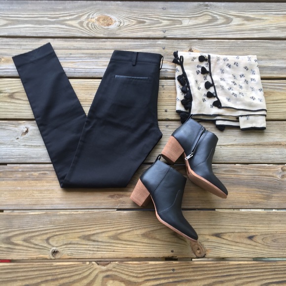 Club Monaco Pants - NWT Club Monaco Black Rachel Pants